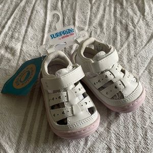 Surprize by Stride rite